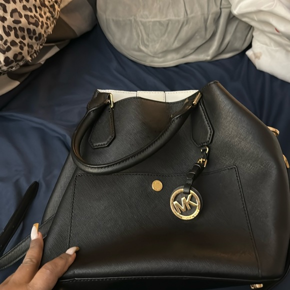 Michael Kors Black Tote Bag - Picture 1 of 4